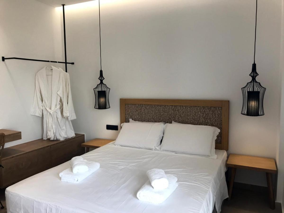 Blue Sea Suites Tsoútsouros 외부 사진