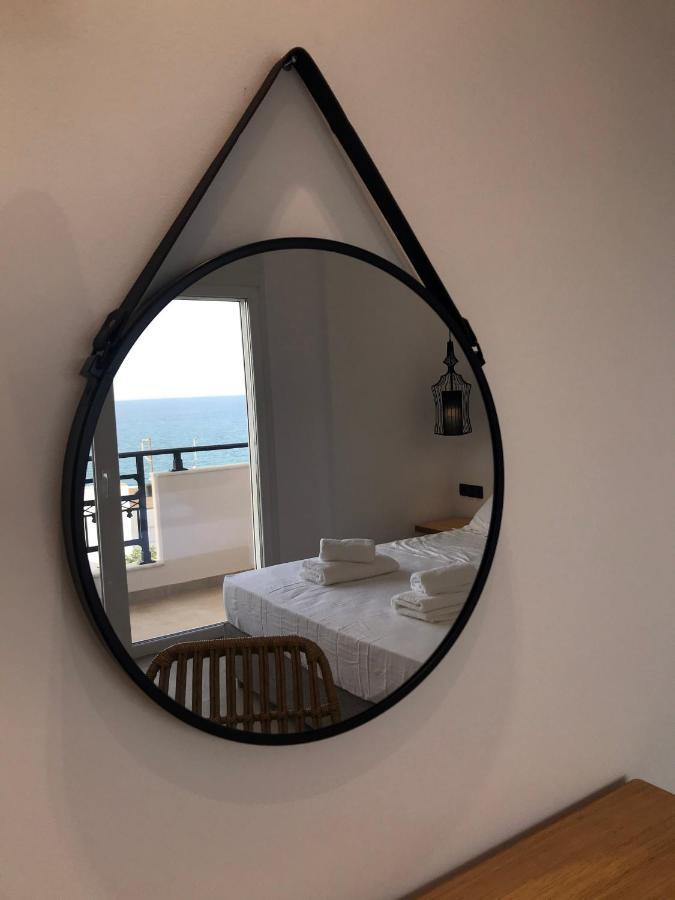 Blue Sea Suites Tsoútsouros 외부 사진