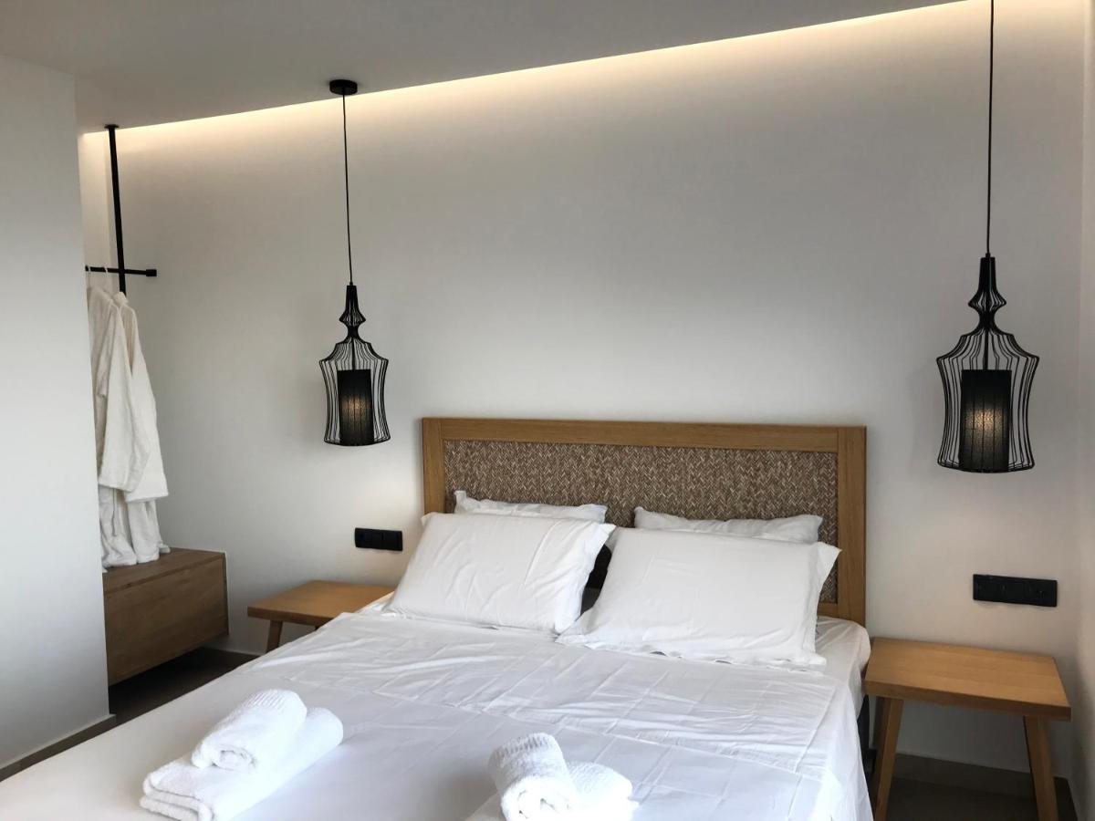 Blue Sea Suites Tsoútsouros 외부 사진